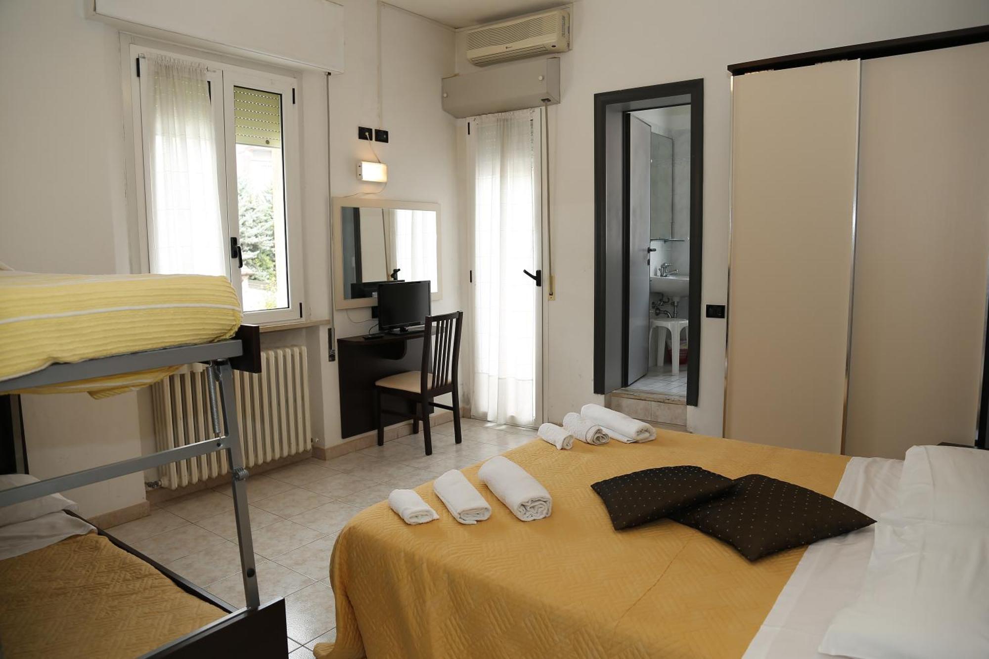 Hotel Villa Dina Rimini Kamer foto